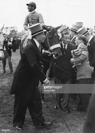 Winning the Derby 1937