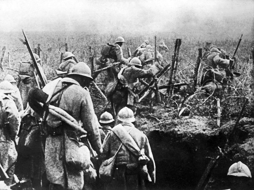French soldiers coming out of their trench. Public domain