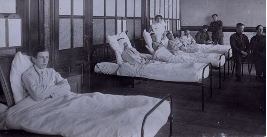 Louise with German POWs at 2nd Western General Hospital