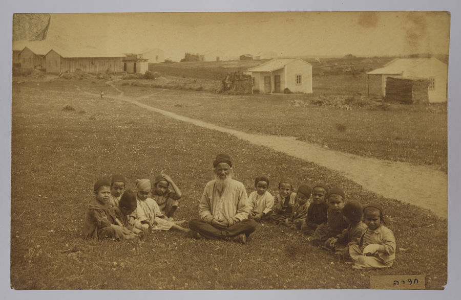 Postcard photograph of Palestine, possibly taken by a member of the Royal Fusiliers. ©Jewish Museum London/Jewish Military Museum