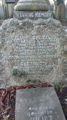 Gravestone, Southern Cemetery