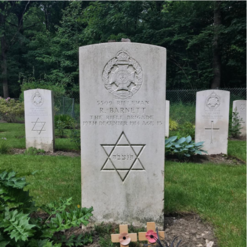 Robert Barnett's grave