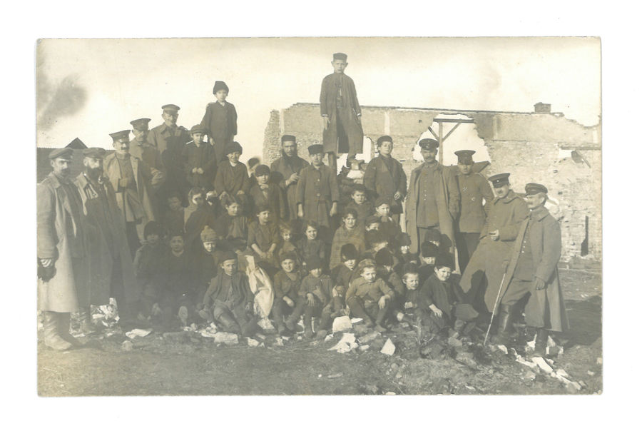 Officers, soldiers with children