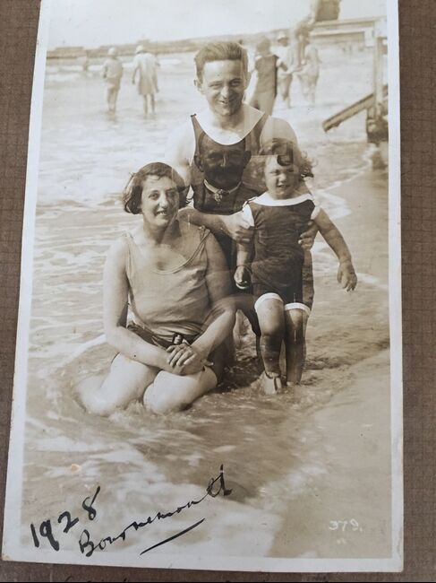 Sam, Sylvia and their daughter Leatrice in Bournemouth 1928