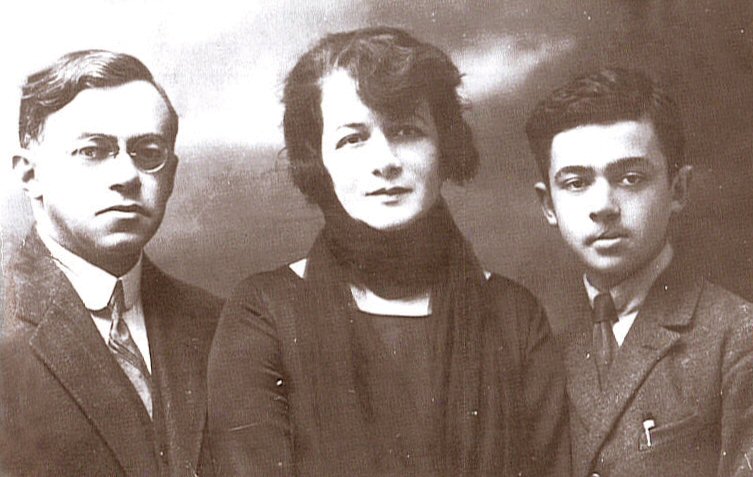 Jabotinsky and his family