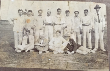 Brady Stret Club, sitting middle right