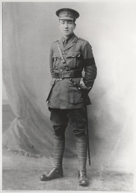 Robert Graves in uniform. 1914. ©The Robert Graves literary estate via First World War Poetry Digital Archive