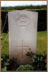 Original headstone bearing cross, photo by Andy Green