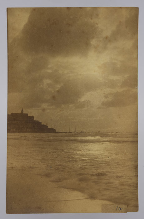 Postcard photograph of Palestine, possibly taken by a member of the Royal Fusiliers. ©Jewish Museum London/Jewish Military Museum