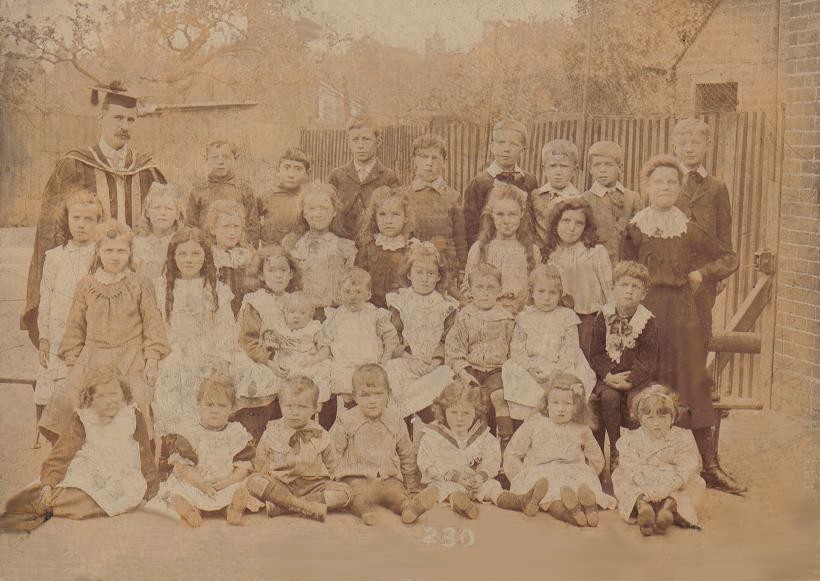 School photo c.1899