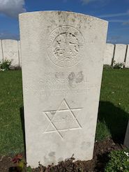 CWGC headstone, photographed by Keith Bugden