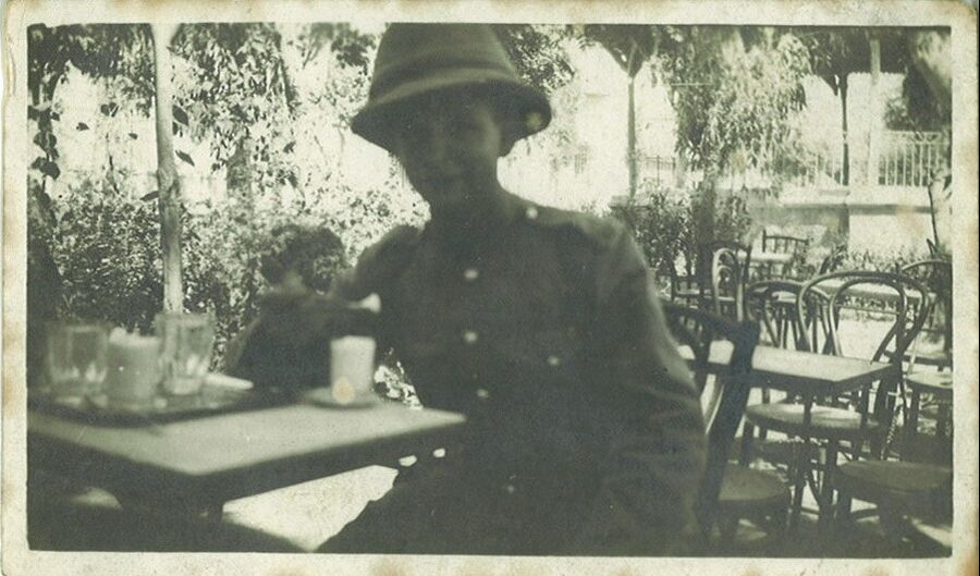 Solomon eating ice cream in Jerusalem 1919