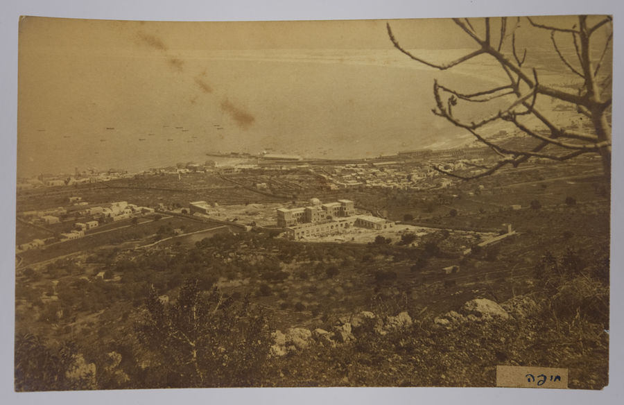 Postcard photograph of Palestine, possibly taken by a member of the Royal Fusiliers. ©Jewish Museum London/Jewish Military Museum