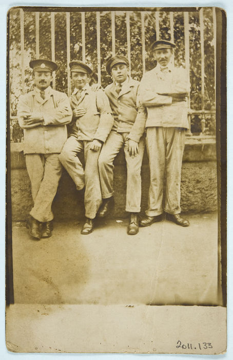 Photograph of members of the Jewish Brigade. ©Jewish Museum London/Jewish Military Museum