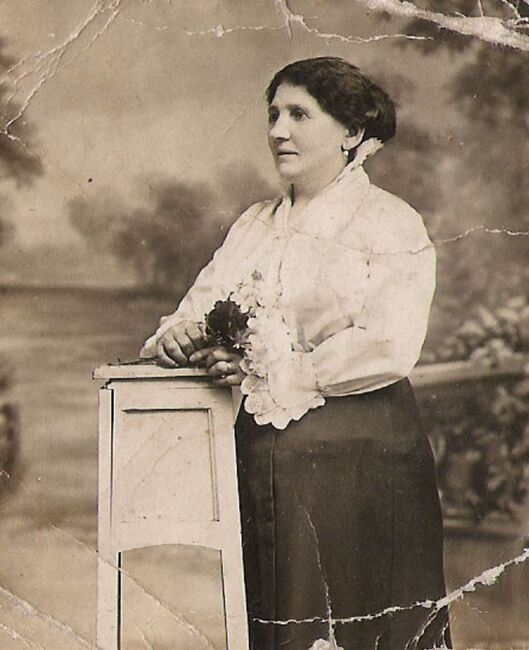 Annie Bright
