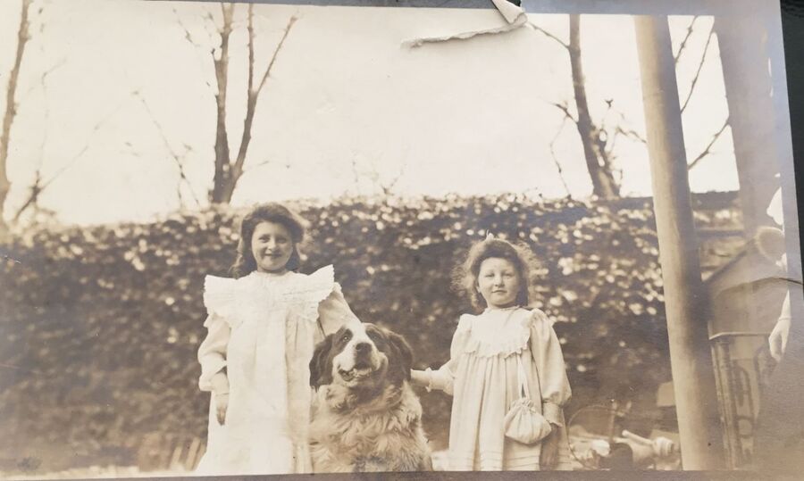 Doris and Alice as children