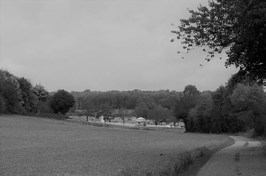 Flat Iron Copse Military Cemetery, image thanks to Dr Barry Blades